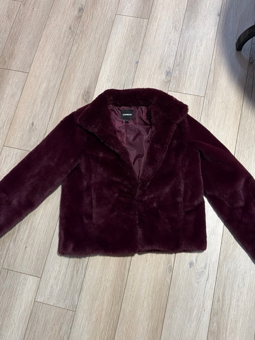 Express Plush Teddy Jacket in Burgundy